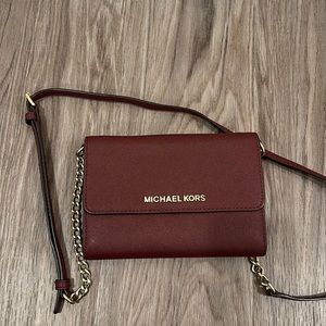 Micheal kors Jet Set Travel Saffiano Leather Smartphone Crossbody
